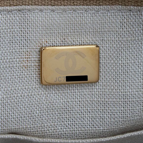 Chanel Mixed Fibers Deauville Small Tote - Picture 6 of 15